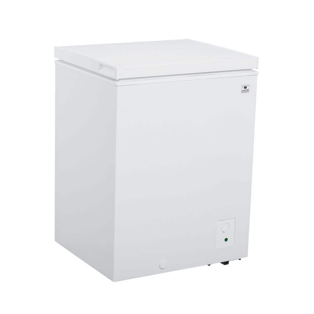 ARCTIC CHEF 5.0 cu. ft. Chest Freezer in White